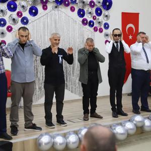 Farkındalık Bir Gün Değil, Her Gün!: Engelsiz Yüreklerden Anlamlı Sergi   - fotoğraf 8