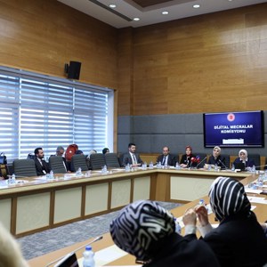 Bakanımız Göktaş, TBMM Dijital Mecralar Komisyonunda sunum yaptı - fotoğraf 4