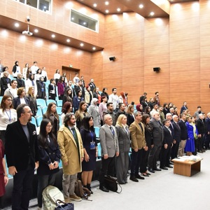 “Aileye Etki Eden Güncel Riskler ve Zorluklar Paneli" Balıkesir Üniversitesi’nde Gerçekleşti - fotoğraf 7