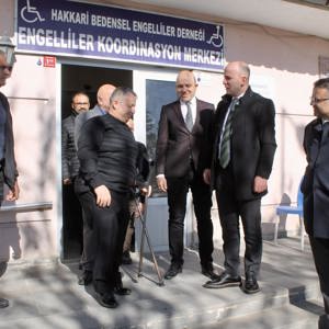 3 Aralık Dünya Engelliler Günü’nde Hakkâri Bedensel Engelliler Derneğine Ziyaret Gerçekleştirildi - fotoğraf 3