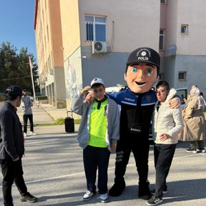 Özel Gereksinimli Bireylerimiz Kanka Polis Ekipleriyle Buluştu   - fotoğraf 7