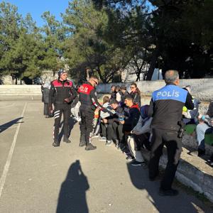 Özel Gereksinimli Bireylerimiz Kanka Polis Ekipleriyle Buluştu   - fotoğraf 9