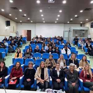 5 Aralık Kadın Hakları Günü Kapsamında “Kadın Hakları Söz Kürsüsü” Etkinliği Düzenlendi - fotoğraf 5