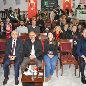 Yeşilay Bursa Şubesinde Dünya Gönüllüler Günü Programı Düzenlendi - fotoğraf 1