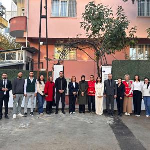 Şahinbey Çocuk Evleri Sitesi Hizmete Başladı: İlk Ziyaret Protokol Üyelerinden - fotoğraf 1