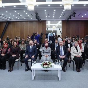 Bakanımız Göktaş "Sosyal Hizmetler ve Bakım Hizmetlerinin Sunulmasında Sosyal Kooperatifler Çalıştayı"nda konuştu - fotoğraf 5