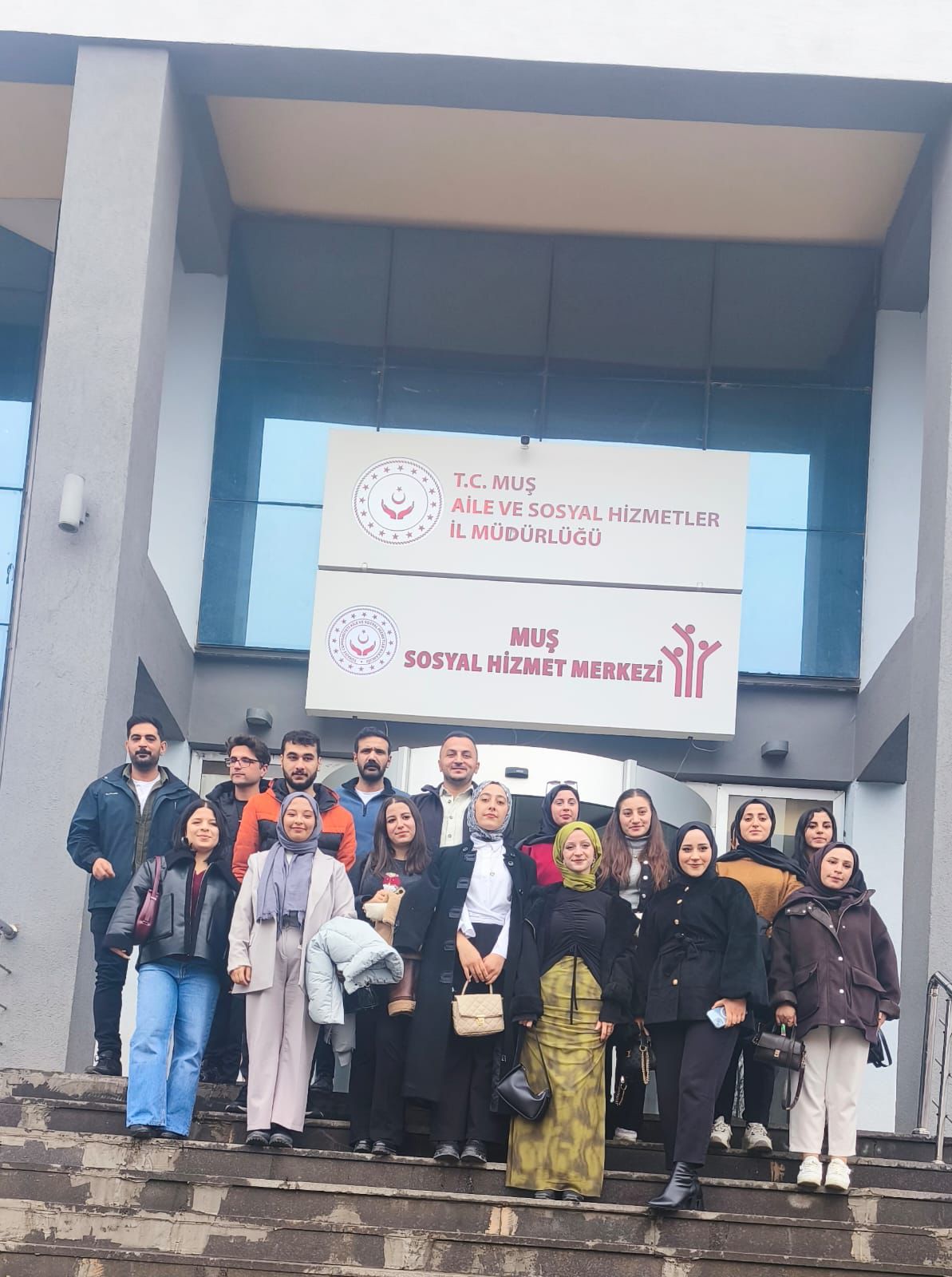 SOSYAL HİZMET VE DANIŞMANLIK BÖLÜMÜ ÖĞRENCİLERİ AİLE VE SOSYAL HİZMET İL MÜDÜRLÜĞÜNE TEKNİK GEZİ GERÇEKLEŞTİRİLDİ