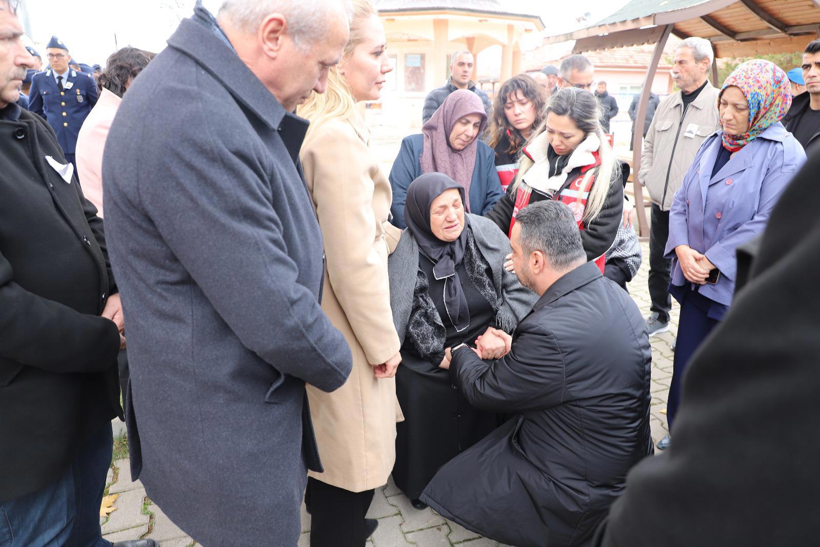 15 Temmuz Gazimiz Yasin Lezgi Ebediyete Uğurlandı - fotoğraf 4