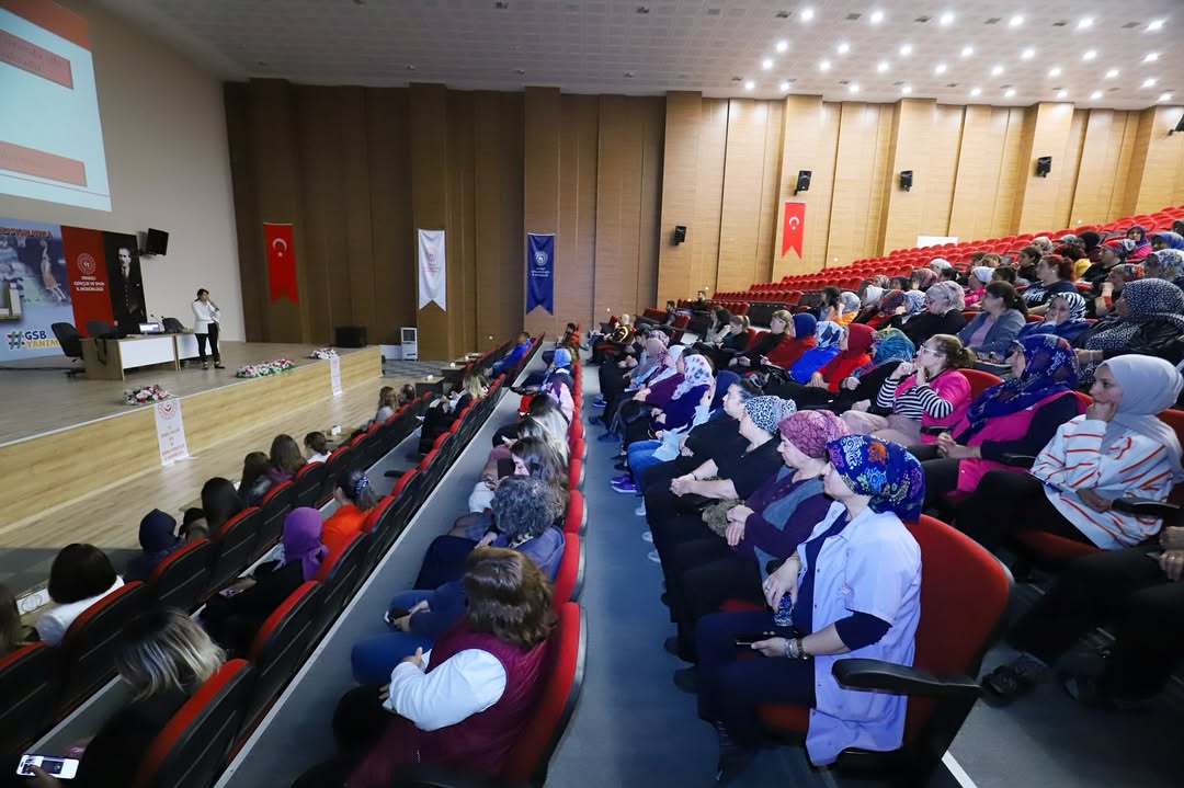 Kadına Yönelik Şiddetin Önlenmesi Eğitiminin İkincisi Gençlik ve Spor İl Müdürlüğü Personeline Verildi