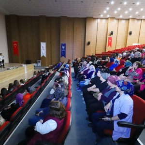 Kadına Yönelik Şiddetin Önlenmesi Eğitiminin İkincisi Gençlik ve Spor İl Müdürlüğü Personeline Verildi - fotoğraf 1