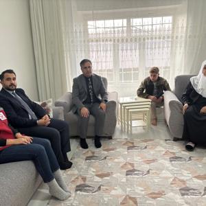 Şehidimiz Mehmet Ak’ın Eşi ve Kızına Destek ve Dayanışma Ziyareti - fotoğraf 1