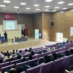 İş ve Meslek Danışmanlığı Eğitimi - fotoğraf 1