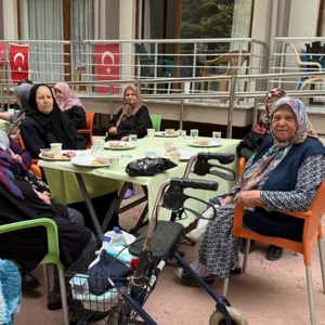 Yaşlılarımız İçin Düzenlenen 2025 Aile Yılı Etkinliğinde Keyifli ve Eğlenceli Anlar Yaşandı - fotoğraf 7