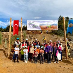 Geleceğe Nefes, İnsanlığa Nefes: Tavas’ta Ağaç Dikim Etkinliği Düzenlendi - fotoğraf 1