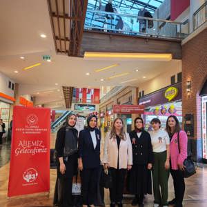 2025 Aile Yılı Kapsamında 25 Kasım’a Yönelik Kadına Şiddetle Mücadele Farkındalık Standı Açıldı - fotoğraf 1