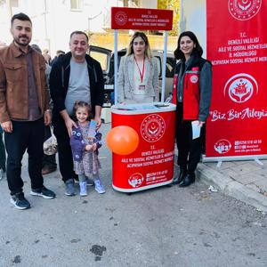 2025 Aile Yılı Kapsamında Acıpayam’da 25 Kasım Farkındalık Standı Açıldı - fotoğraf 2
