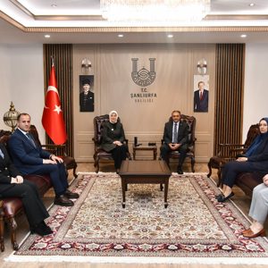 Bakan Yardımcımız Sayın Leman YENİGÜN ve Beraberindeki Heyet İle Birlikte Valiliğimizi Ziyaret Ettik. - fotoğraf 1