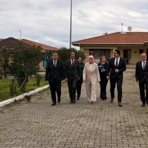 Bakan Yardımcımız Sayın Leman Yenigün Çocuk Evleri Sitesini Ziyaret Etti - fotoğraf 8