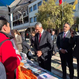 25 Kasım Kadına Yönelik Şiddete Karşı Uluslararası Mücadele Günü Kapsamında Stand Açıldı. - fotoğraf 6
