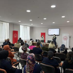  Uyuz ve Bulaşıcı Hastalıklar Bilgilendirme Eğitimi Verildi. - fotoğraf 2