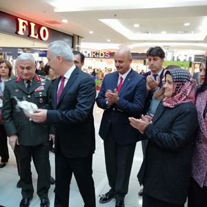 Kadına Yönelik Şiddete Hayır Farkındalık Etkinliğinde Buluştuk - fotoğraf 3