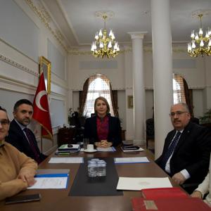 Vali Yardımcımız Sn. Dr. Serap Özmen Çetin Başkanlığında, İl Müdürümüz Sn. Ömer TURAN’ın Katılımıyla Uyuşmazlık Komisyonu Toplantısı Gerçekleştirildi - fotoğraf 1