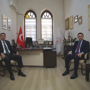 Kağıthane Kaymakamı Sn. Yüksel KARA, İl Müdürümüz Sn. Ömer TURAN’ı Makamında Ziyaret Etmiştir - fotoğraf 1