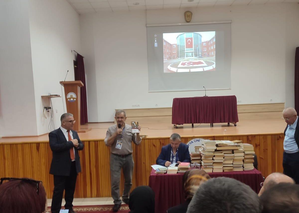 Özel Gereksinimli Bireyler Kitap Fuarına Katılım Sağladı.