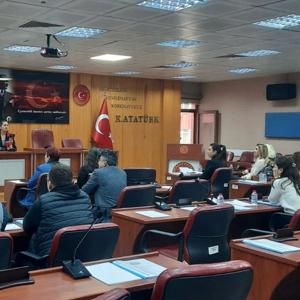 Edirne Aile ve Sosyal Hizmetler İl Müdürlüğüne bağlı Şiddet Önleme ve İzleme Merkezi Müdürlüğünce Edirne İl Özel İdaresi personeline Kadına Yönelik Şiddetle Mücadele Eğitimi Verildi - fotoğraf 2