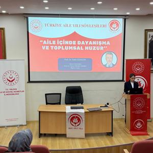 Türkiye Aile Yılı Söyleşileri Kapsamında Aile Danışma ve Toplumsal Huzur Söyleşisi Gerçekleştirildi - fotoğraf 1