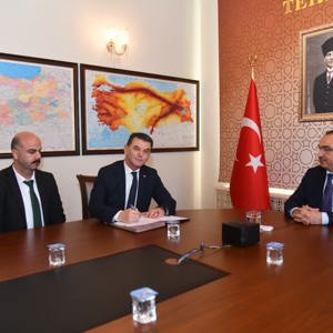 Kapaklı'nın Çınarlarına Dijital Vefa Köprüsü Projesi İmzalandı - fotoğraf 3