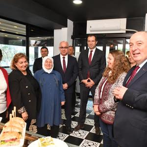 Valimiz Sayın Ömer Faruk Coşkun’un Katılımıyla Ayasofya Kadın Kooperatifi Ziyareti Yapıldı - fotoğraf 3