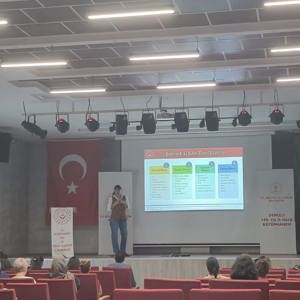 İl Müdürlüğümüz, 2025 Aile Yılı Çalışmaları Kapsamında İlk Farkındalık Eğitimini Gerçekleştirdi - fotoğraf 3
