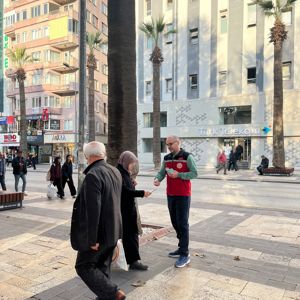 Sosyal Uyum Süreci Danışmanlığı Kapsamında Merkezefendi SHM Tarafından Farkındalık Standı Çalışması Gerçekleştirildi - fotoğraf 2