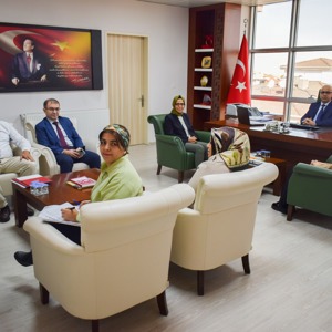 2025 Aile Yılı Çalışmalarının Ele Alındığı Haftalık Değerlendirme Toplantısı Düzenlendi - fotoğraf 1