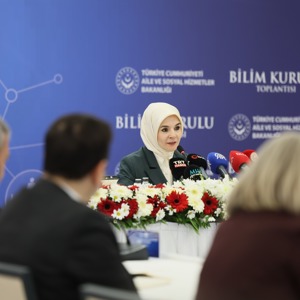 Bakanımız Göktaş, "Aile ve Sosyal Hizmetler Bakanlığı Bilim Kurulu Toplantısı"nda konuştu - fotoğraf 4