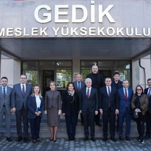 Yapay Zeka Çağında Kadın Liderliği: Dijital Dünyada Kadın Gücü Adlı Projemizin Açılış Töreni Gerçekleştirilmiştir - fotoğraf 6
