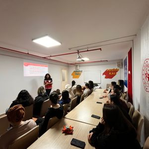 Gençlere Yönelik Şiddetle Mücadele Eğitimi Verildi - fotoğraf 1
