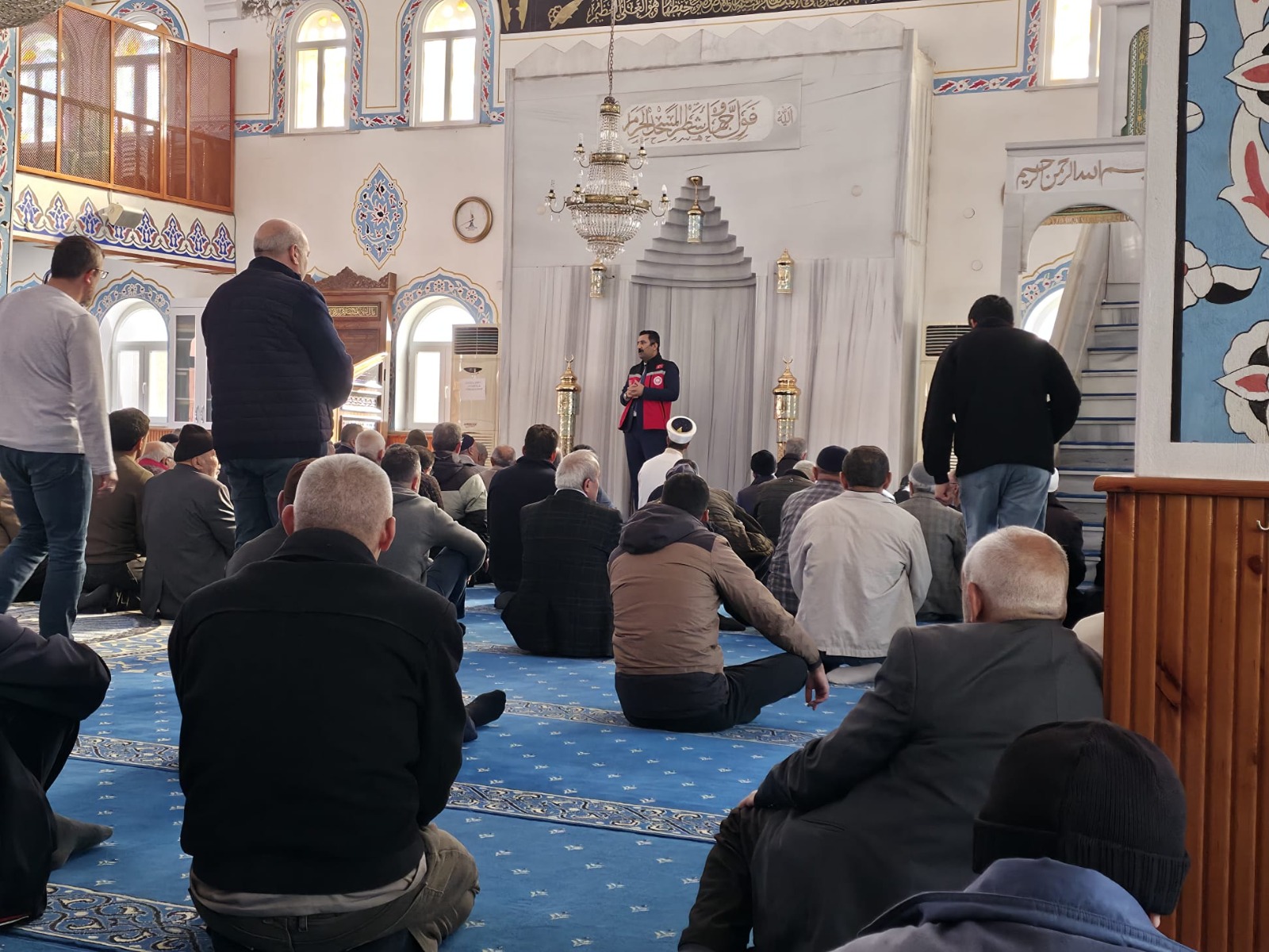 Sosyal Hizmet Merkezlerimiz Tarafından İlimiz Genelindeki Camilerde Cuma Namazı Öncesi Farkındalık Eğitimlerimiz Devam Ediyor