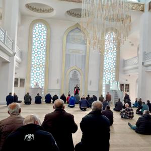Sosyal Hizmet Merkezlerimiz Tarafından İlimiz Genelindeki Camilerde Cuma Namazı Öncesi Farkındalık Eğitimlerimiz Devam Ediyor - fotoğraf 2