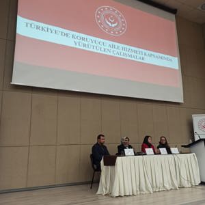 “Çocuğun Hayatına Dokunan Eller: Hukuk ve Psikoloji Işığında Koruyucu Aile” Paneli Gerçekleştirildi - fotoğraf 3