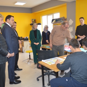 3 Aralık Dünya Engelliler Günü Kapsamında Sevgi Denizi Özel Eğitim Okulu Ziyaret Edildi - fotoğraf 3