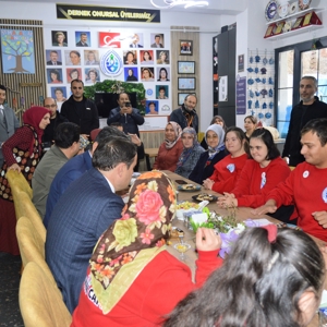 3 Aralık Dünya Engelliler Günü Kapsamında “Bi’ Tebessüm Down Cafe” Ziyaret Edildi - fotoğraf 3