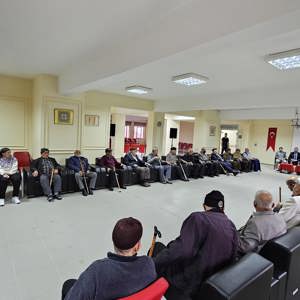 Gönüllü Gençlerden Huzurevi Sakinlerimize Anlamlı Ziyaret - fotoğraf 2
