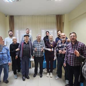 Huzurevi Sakinlerimize Yönelik “Kahkaha Yogası” Seansı Gerçekleştirildi - fotoğraf 3