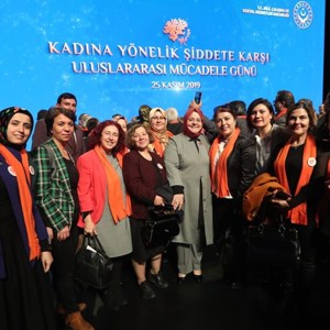 Kadına Yönelik Şiddete Karşı "Mercan Seferberliği" Başlatıldı - fotoğraf 7