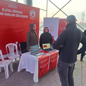 Dijital Dünyada Çocuk Hakları Sözleşmesi Kapsamında İl Genelinde Yürütülen Farkındalık Çalışmalarımız Devam Etmektedir - fotoğraf 5