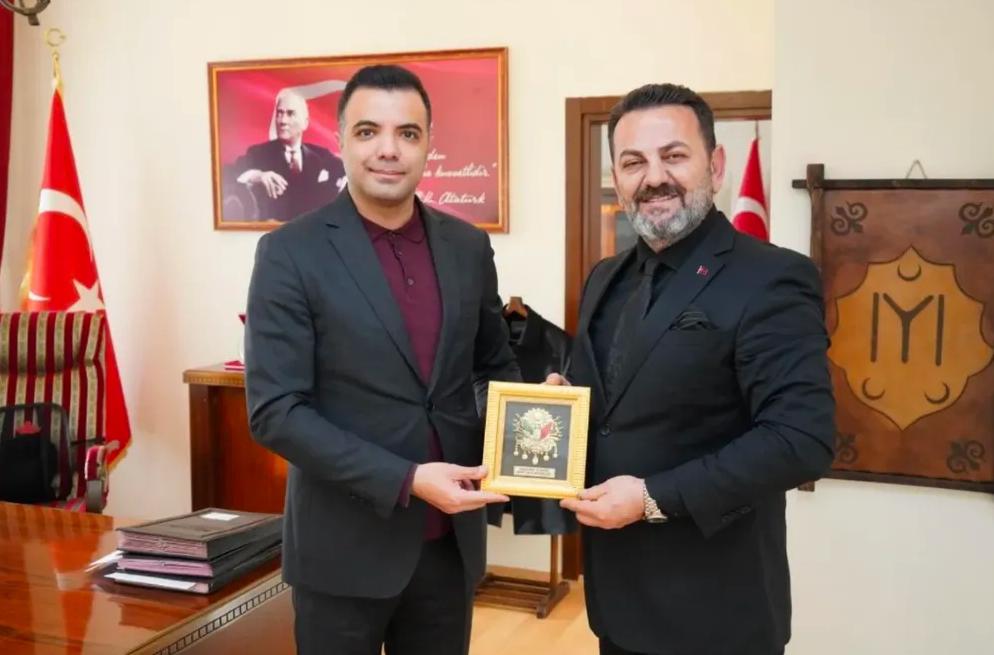 İl Müdürümüz Nejat İLHAN, Söğüt Kaymakamı Sayın Murat KAYABAŞI'nı Makamında Ziyaret Etti