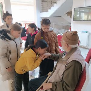 Paylaşılan Anılar, Gülümseyen Yüzler - fotoğraf 1