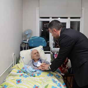 İl Müdürümüz Sn. Ömer TURAN, Bahçelievler Kaymakamı Sn. Mehmet BOZTEPE Eşliğinde Kore Gazimiz Cemal YURTSEVER’e Geçmiş Olsun Ziyaretinde Bulunmuştur - fotoğraf 2